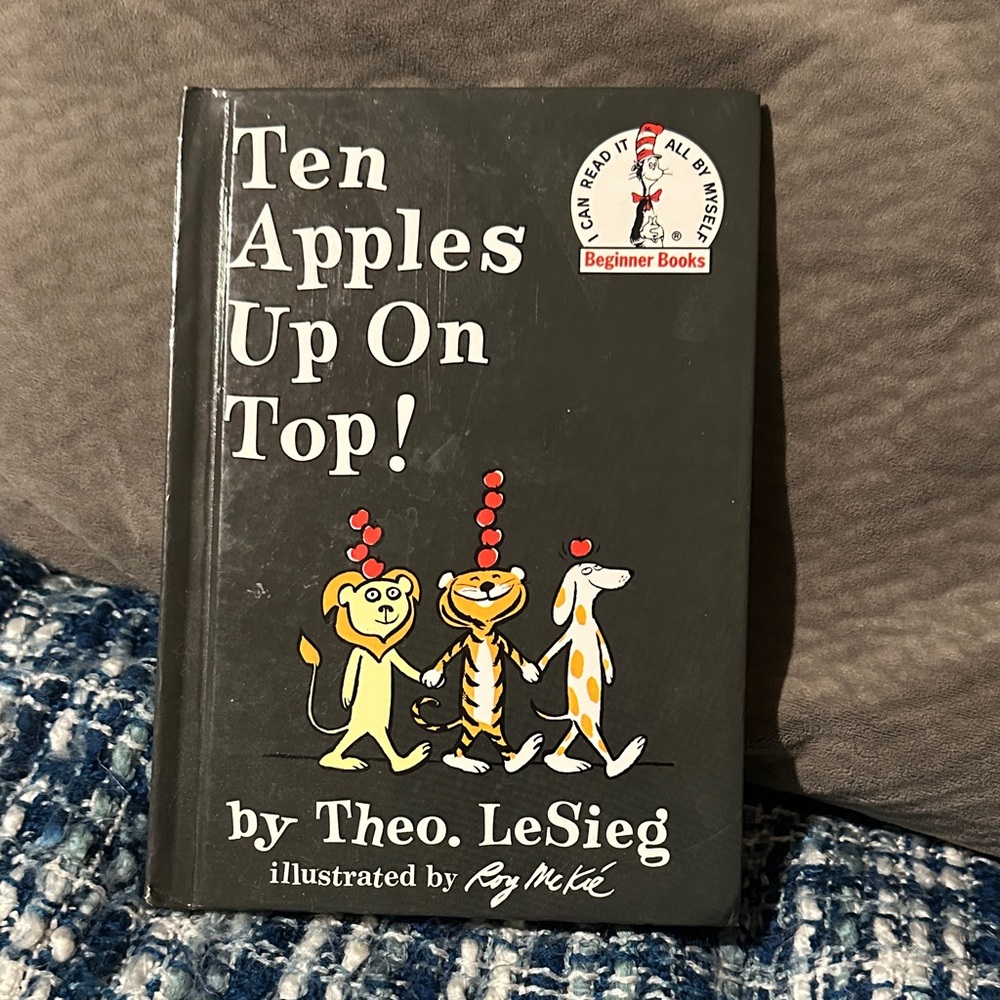Ten Apples Up On Top Hardcover Theo LeSieg Dr Seuss 3rd Printing Grolier
